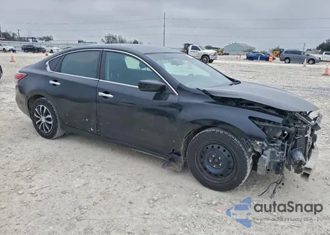 2015 Nissan Altima 2.5 from USA, damaged, VIN 1N4AL3AP2FN865627